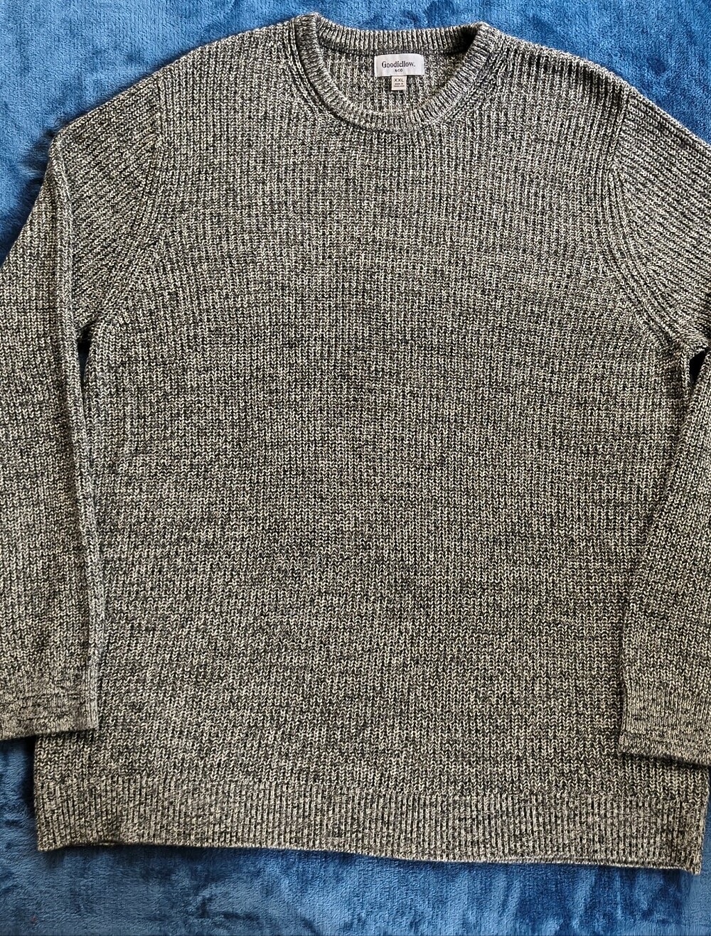 Goodfellow & Co Men’s Gray Marled Crewneck Sweater